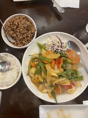 Red alert stir fry with black bean brown rice   at Bua Thai in Lake Stevens