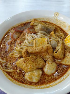 Laksa $4.50 at Fu Kang 富康素食轩 - Yishun in North Singapore