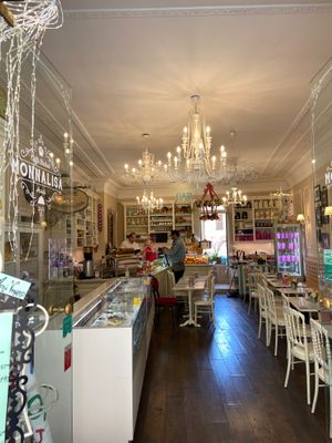  at Monnalisa Caffe in Assisi