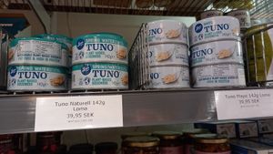 vegan tuna (~4€) at Goodstore - Asogatan in Stockholm
