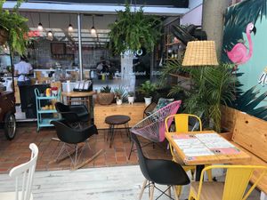 Interior del Restaurante / Restaurant interior at Puro Zumo in Bogota