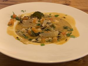 Arroz Thai con coco curry rojo 🇹🇭   at La Voladora in Alicante