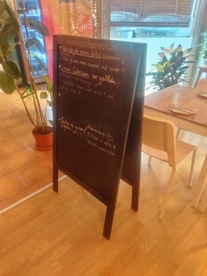 Desserts at La Voladora in Alicante