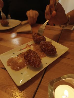 Sweet potato and ginger croquetas at La Voladora in Alicante