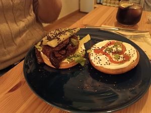 Japanese burger at La Voladora in Alicante