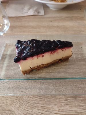 Cheese cake at La Voladora in Alicante