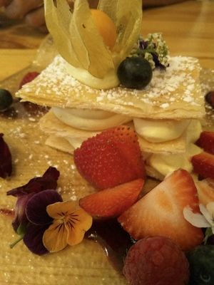 milhojas at La Voladora in Alicante