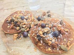 Maple syrup pancake at Les Bols d'Antoine in Paris