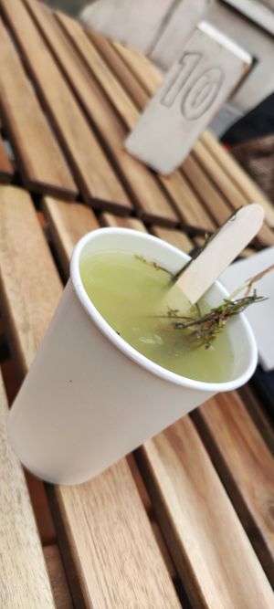 Hot citronnelle at Les Bols d'Antoine in Paris