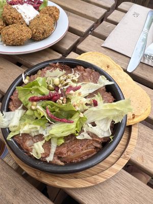   at Les Bols d'Antoine in Paris