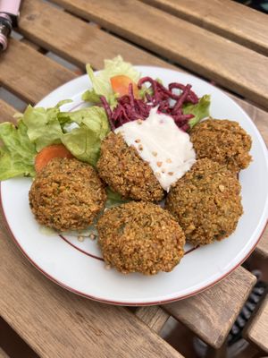   at Les Bols d'Antoine in Paris