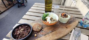  at Les Bols d'Antoine in Paris