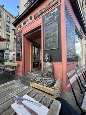   at Les Bols d'Antoine in Paris