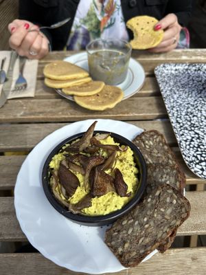   at Les Bols d'Antoine in Paris