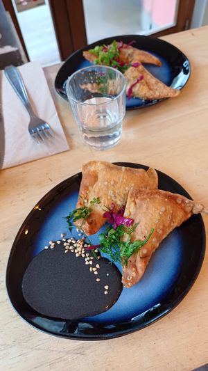  at Les Bols d'Antoine in Paris