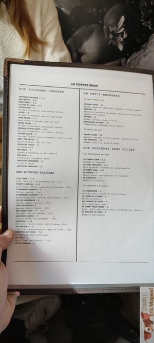 Drinks at Les Bols d'Antoine in Paris