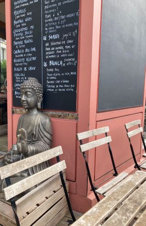  at Les Bols d'Antoine in Paris