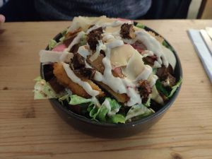  at Les Bols d'Antoine in Paris