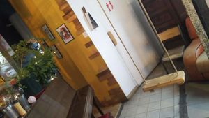 Swing at Les Bols d'Antoine in Paris