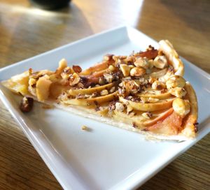 Apple Tart at Les Bols d'Antoine in Paris