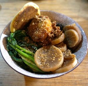 Mushi Mushi Bowl at Les Bols d'Antoine in Paris