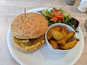 Soj-lent Yellow (11.40€) - 4/5 at Cafe Largo in Berlin