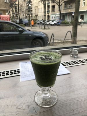 Green monster smoothie (6,50€)  at Cafe Largo in Berlin