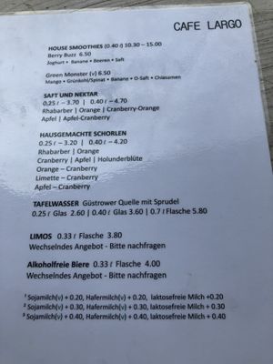 Drinks   at Cafe Largo in Berlin