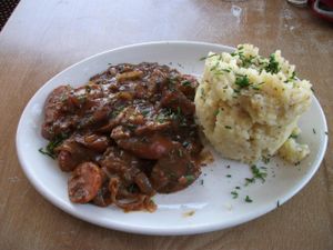 Mock Beef Bourguignon with mashed potatoes at Elemi Cafe Bar Bistro Vegetariano in Estepona
