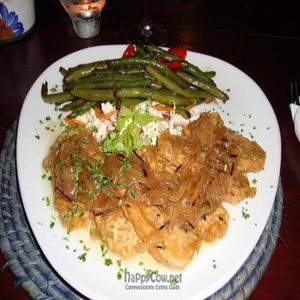 Tempeh with green beans *yum* at Haiku in Catania