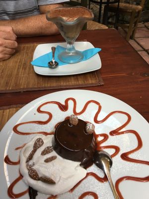 chocolate flan and tiramisu, all vegan at Haiku in Catania