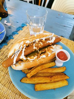 Vegan hot dog at Grow Café in Tarifa
