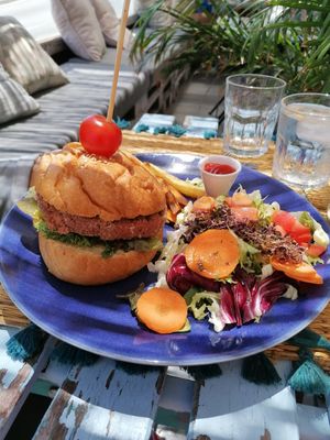 Vegan burger at Grow Café in Tarifa