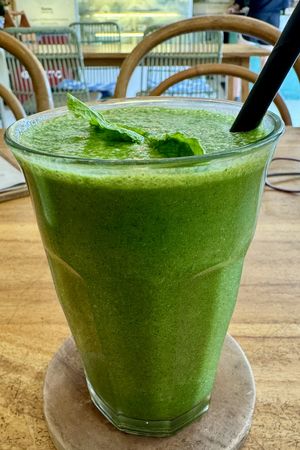 Green smoothiee  at Dharma Coffee & Juice in Ubud