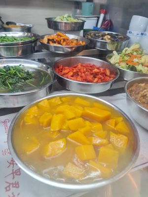 ~ 12/11/22 at San De Vegetarian 三德 - Blk 747 Yishun in North Singapore