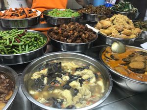 Mixed veg selection at San De Vegetarian 三德 - Blk 747 Yishun in North Singapore