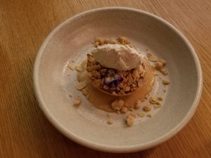 Apple pie at Alibi in Sydney