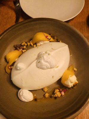 Pavlova  at Alibi in Sydney