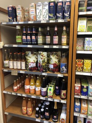 Hyllor at Bikupan in Jonkoping