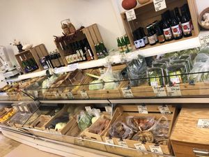 Färsk frukt och grönsaker  at Bikupan in Jonkoping