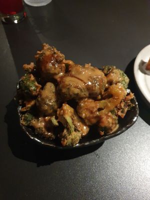 BANG BANG BROCCOLI:

sweet chili, peanut sauce

contains nuts at PLANTA in Miami Beach