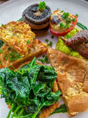 Watch your dentures on those hash browns, but at least you get an onion ring as a consolation.  at Zest Ubud in Ubud