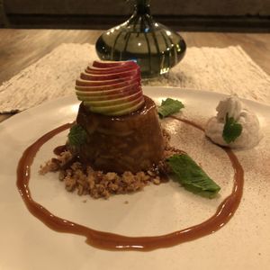  Raw apple pie at Zest Ubud in Ubud