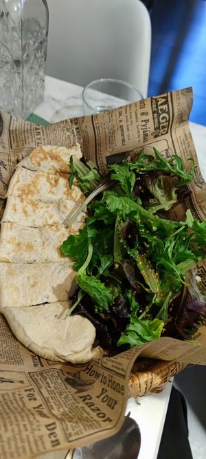 Spinach flat bread at SAJ in Nice