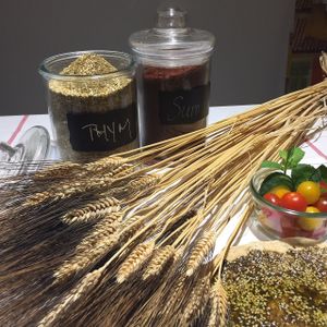 Thym du levant 
Wild thyme, sumac (zesty spice) sesame seeds, olive oil at SAJ in Nice