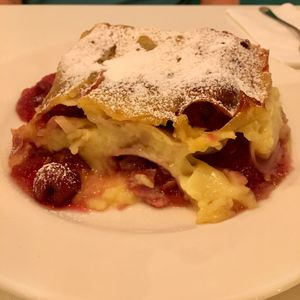 Canneloni at Veganeria in Budapest