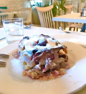 Dessert Cannelloni  at Veganeria in Budapest