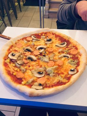 😋  at Veganeria in Budapest