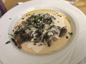 humus with mushrooms  at Gam-Gam in Venice
