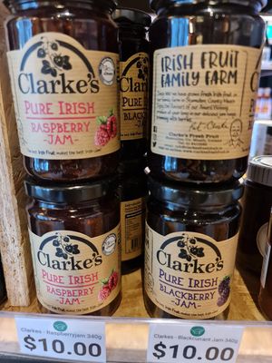 Raspberry & Blackberry spread ~ 7/11/21 at Everyday Vegan Grocer - Online only in Central Singapore